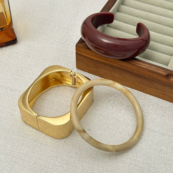 Metal And Acrylic Resin Geometric Cshaped Open Bracelet For Women With Electroplating