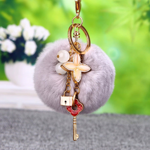 Metal Diamondencrusted Love Fur Ball Women's Car Keychain Bag Pendant