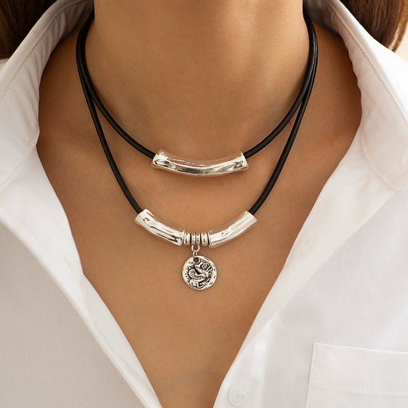 Metal Elbow Hiphop Style Geometric Relief Pendant Beaded Clavicle Necklace Alloy Electroplated