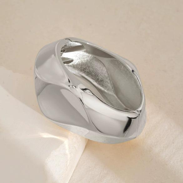 Metal Exaggerated Ins Style Irregular Wave Electroplated Bracelet
