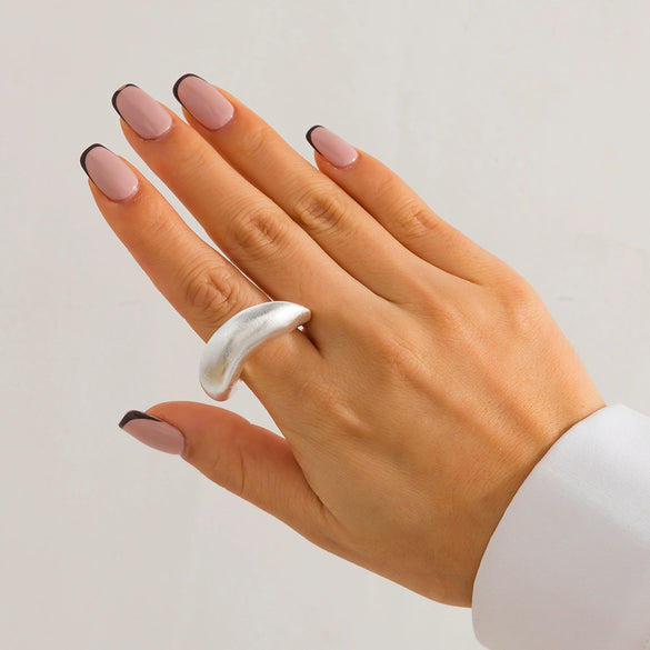 Metal Geometric Arc Open Ring For Women With Electroplating Design