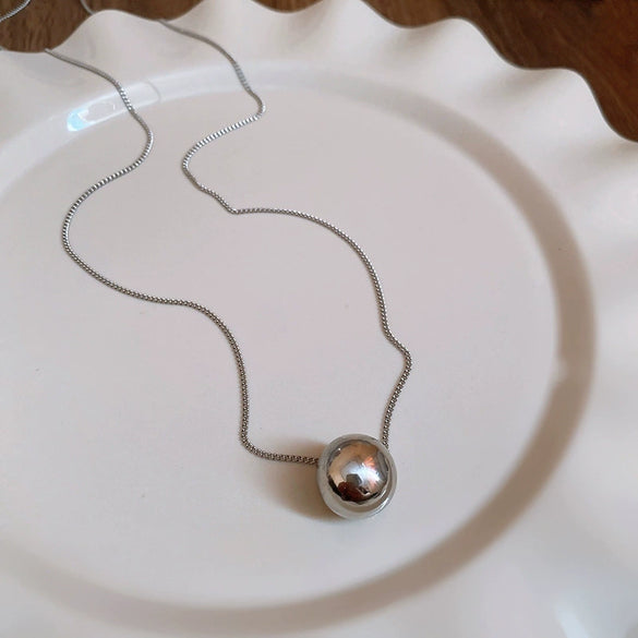 Metal Geometric Ball Pendant Necklace Electroplated Minimalist Women's Woolen Chain Jewelry