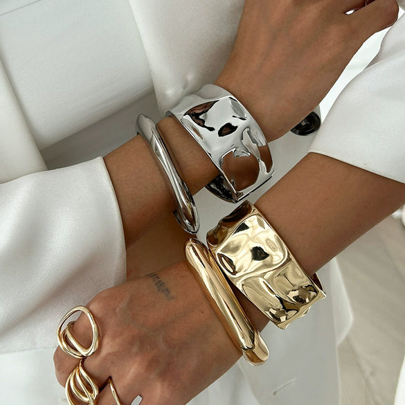 Metal Geometric Pleated Electroplated Bracelet For Women