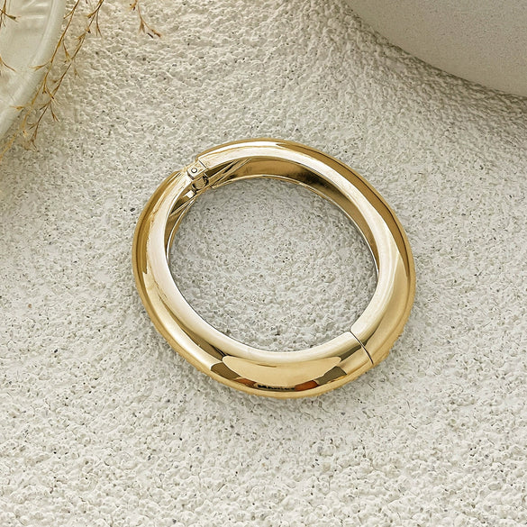 Metal Geometric Pleated Electroplated Bracelet For Women