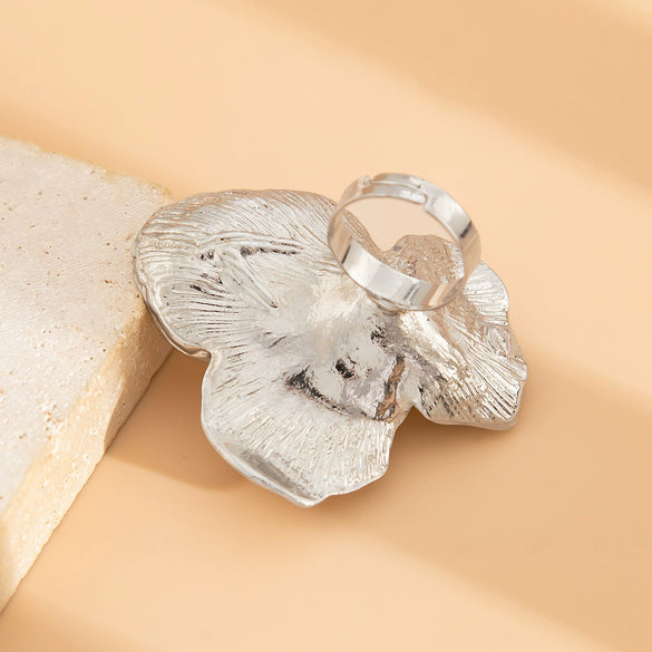 Metal Geometric Stereo Flower Ring With Electroplating For Women
