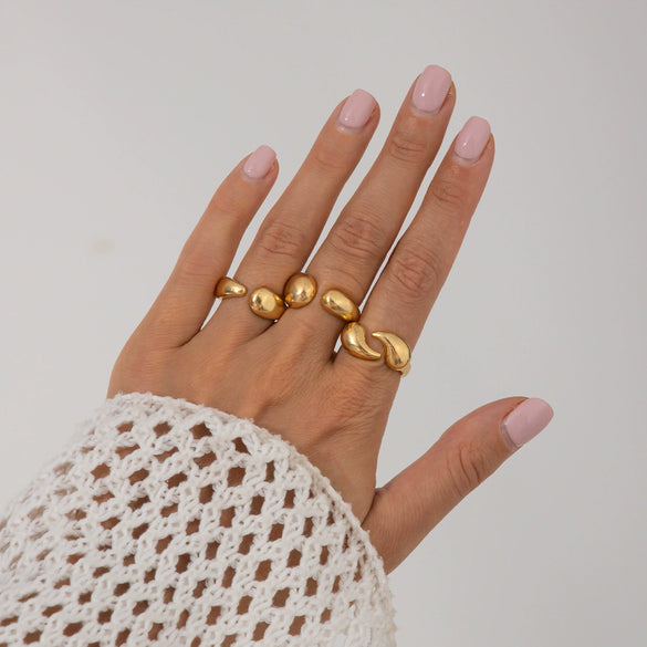 Metal Geometric Water Drop Hug Ring Set For Women With Electroplating Style