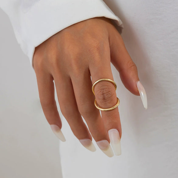 Metal Ins Style Smooth Hug Bracelet For Women With Electroplating