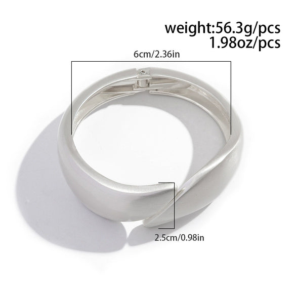 Metal Matte Ins Style Geometric Water Drop Hug Bracelet For Women With Electroplating