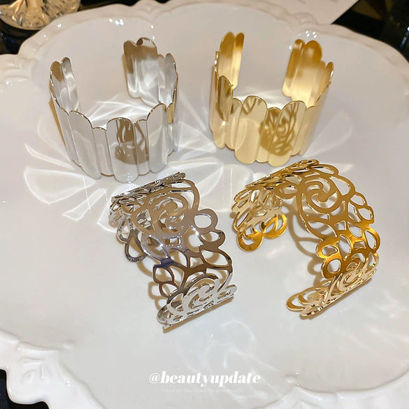 Metal Open Bracelet With Geometric And Plant Flowers Pattern Electroplated Simple Exaggerated Personality Jewelry
