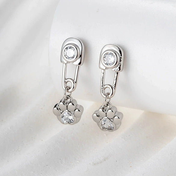 Metal Paper Clip Cat Claw Pendant Cartilage Earrings With Zirconia For Women