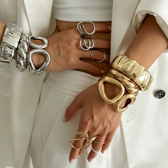 Metal Pleated Hollow Spring Bracelet Geometric Ins Style Electroplated