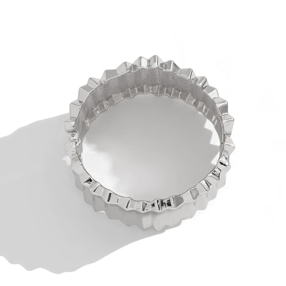 Metal Punk Style Vertical Pattern Spring Bracelet For Women With Electroplating