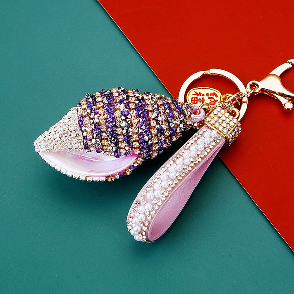 Metal Shell Pearl Conch Car Keychain With Diamond Encrustment For Men And Women As Bag Pendant And Gift
