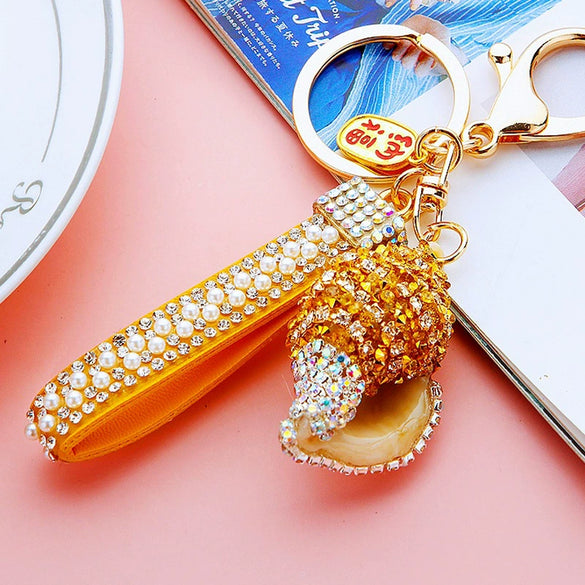 Metal Shell Pearl Conch Car Keychain With Diamond Encrustment For Men And Women As Bag Pendant And Gift