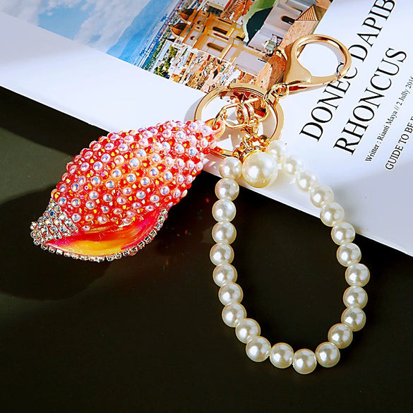 Metal Shell Pearl Conch Car Keychain With Diamond Encrustment For Men And Women As Bag Pendant And Gift