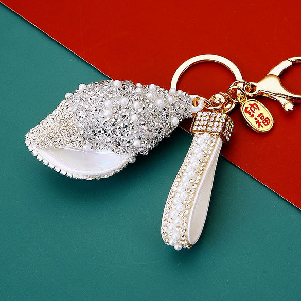 Metal Shell Pearl Conch Car Keychain With Diamond Encrustment For Men And Women As Bag Pendant And Gift