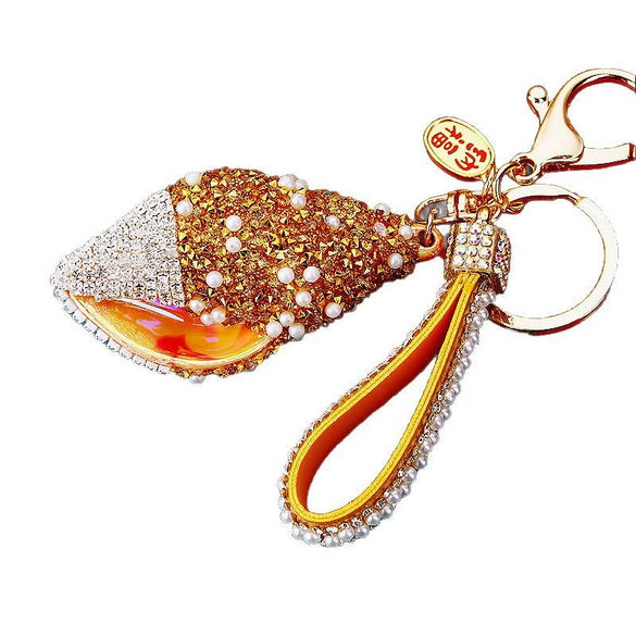 Metal Shell Pearl Conch Car Keychain With Diamond Encrustment For Men And Women As Bag Pendant And Gift