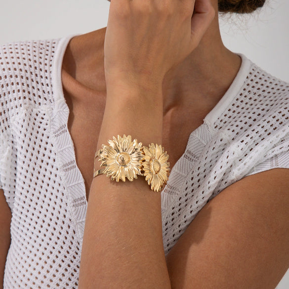 Metal Splicing Sunflower Arm Bracelet Highend Retro Electroplated For Women