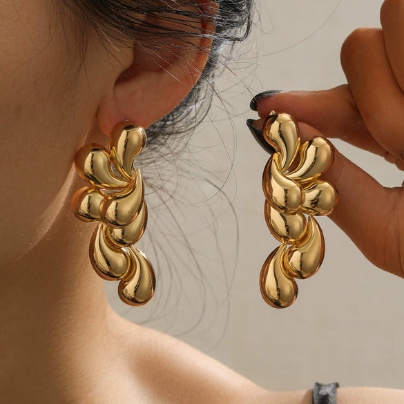 Metal Women's Earrings Fashion Modern Style Water Drops Shape Stitching Flower Gold Plated