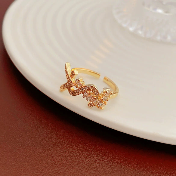 Metal Zircon Pig Nose Open Ring Women's Hand Jewelry Light Luxury Design