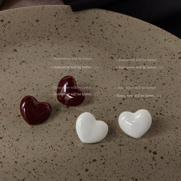 Milky White Heart Shape Stud Earrings For Women Elegant Simple Fashion Electroplated Dripping Oil Peach Heart Earrings