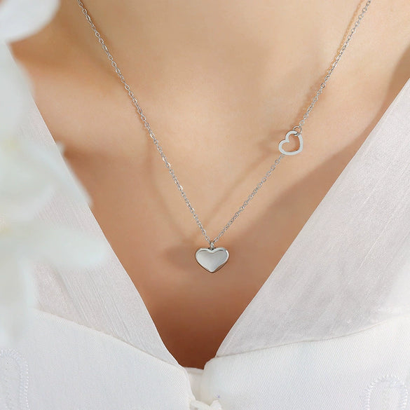 Mini Double Heart Love Necklace For Women Titanium Steel With 18K Gold Plated Electroplating All Match Clavicle Chain