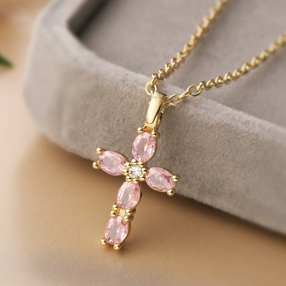 Mini Exquisite Copper Zircon Cross Pendant Necklace 18K Gold Plated Geometric Minimalist Style For Women