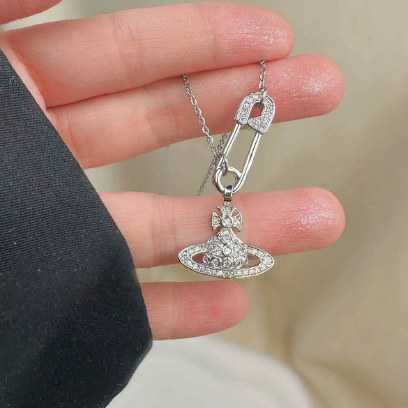 Mini Small Planet Titanium Steel Necklace For Women With Gold Diamondencrusted Star Shape Light Luxury Niche Allmatch Accessories