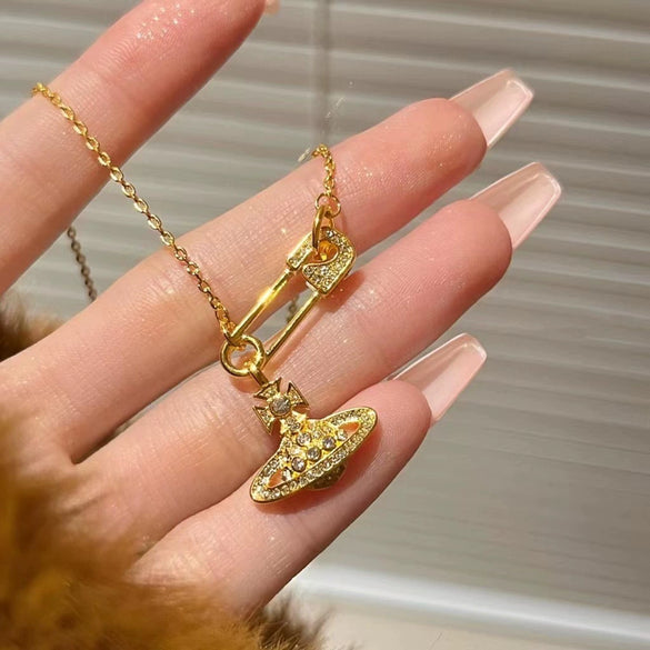 Mini Small Planet Titanium Steel Necklace For Women With Gold Diamondencrusted Star Shape Light Luxury Niche Allmatch Accessories