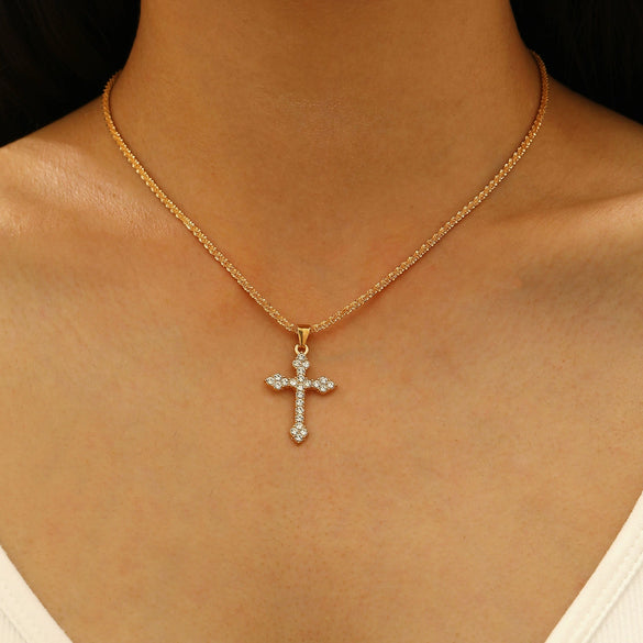Minimalist Alloy Cross Pendant Necklace Set With Electroplating Water Wave Chain For Women