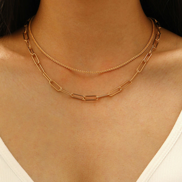 Minimalist Alloy Cross Pendant Necklace Set With Electroplating Water Wave Chain For Women