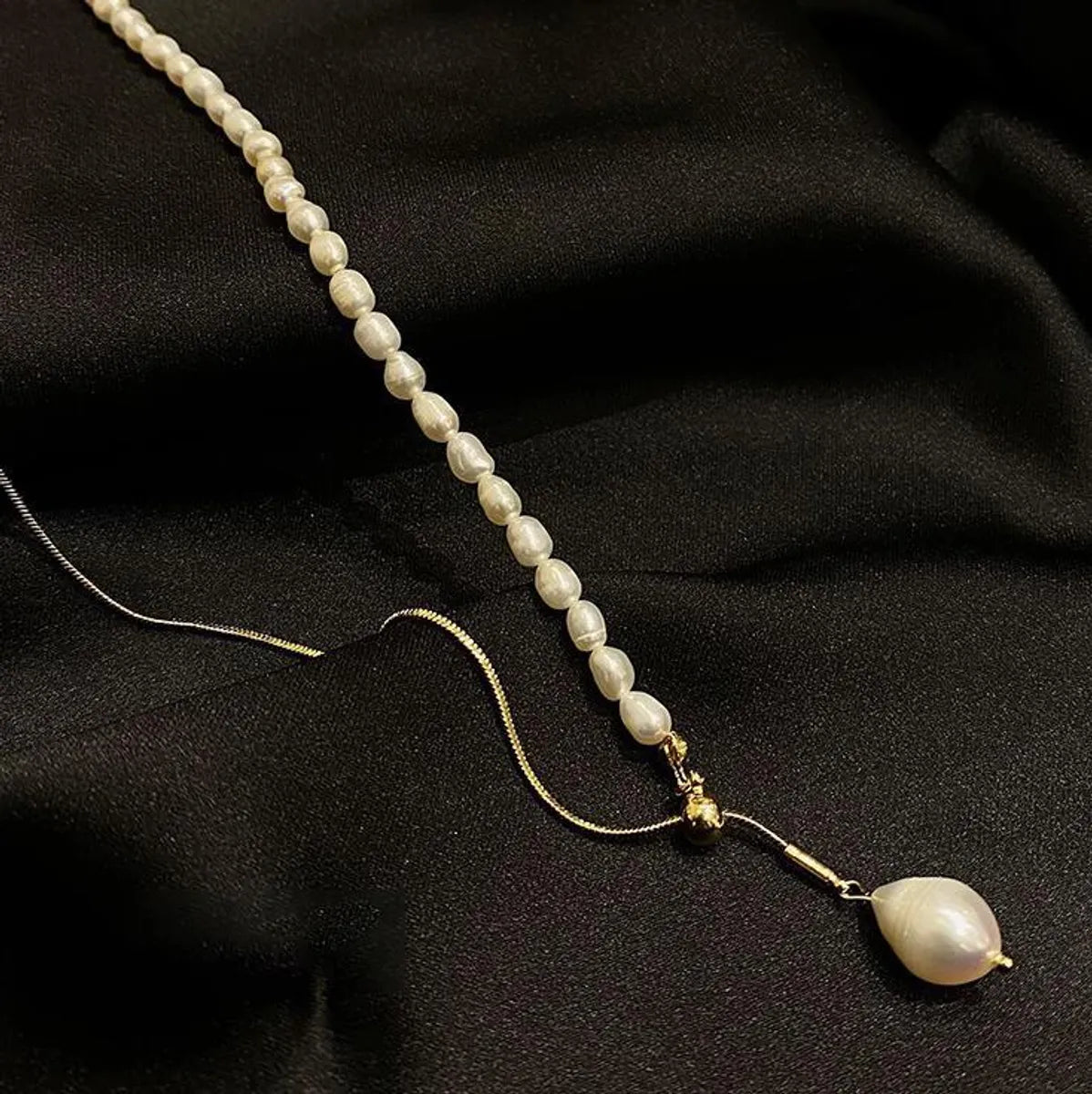 Minimalist Freshwater Pearl Stretch Titanium Steel Necklace Simple Necklace New Clavicle Chain