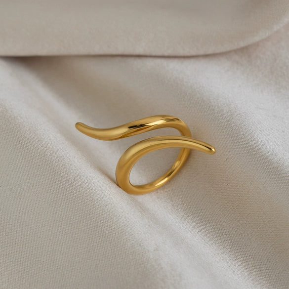 Minimalist Geometric Curved Cast Open Stainless Steel Electroplated 18K Gold Unisex Ring Jewelry