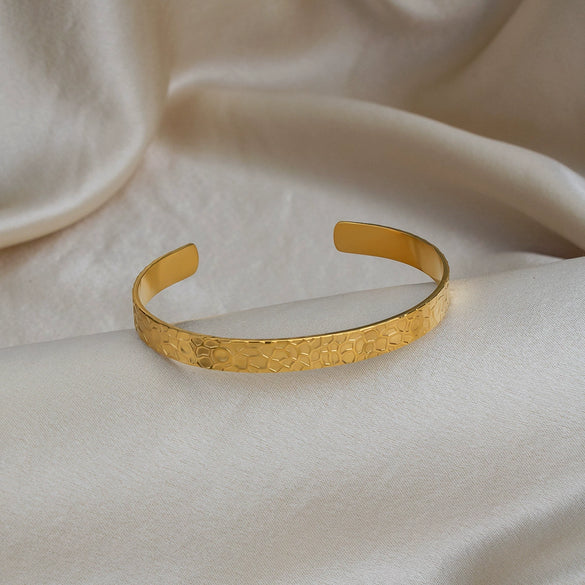 Minimalist Geometric Stainless Steel Open Bracelet Vacuumplated 18K Gold For Women