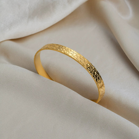 Minimalist Geometric Stainless Steel Open Bracelet Vacuumplated 18K Gold For Women