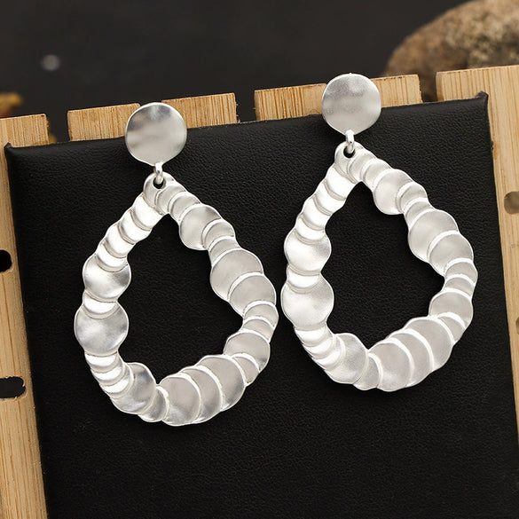 Minimalist Geometric Statement Long Drop Metal Earrings With Fashion Ear Pin Design For Wholesale