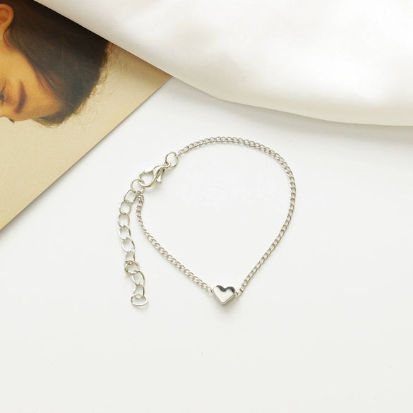 Minimalist Heart Shape Alloy Copper Necklace For Women With Electroplating Treatment And Twist Chain Ideal As Fashionable Small Gifts