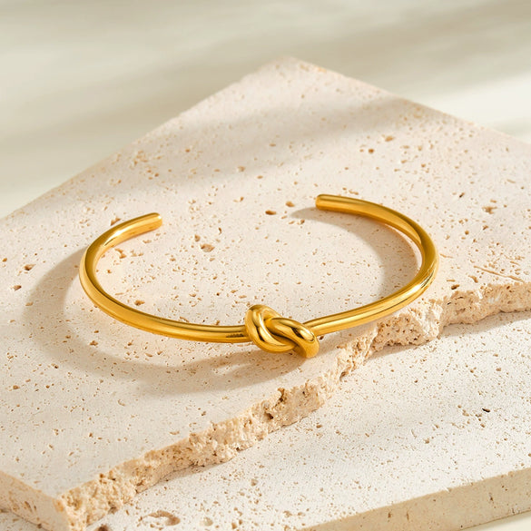 Minimalist Knotted Stainless Steel Bracelet For Women With 18K Vacuum Plated Finish Non Fading Fashion Jewelry