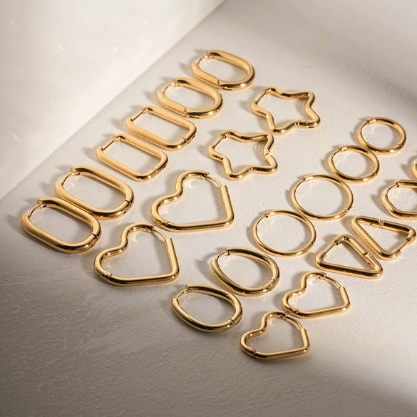 Minimalist Stainless Steel Electroplated 18K Gold Heart Shaped Geometric Earrings For Women