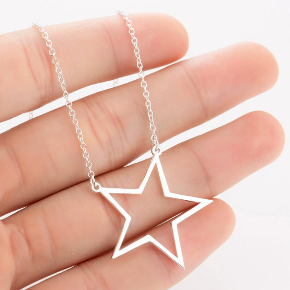 Minimalist Stainless Steel Geometric Star And Heart Pendant Necklace With Electroplated Finish For Women