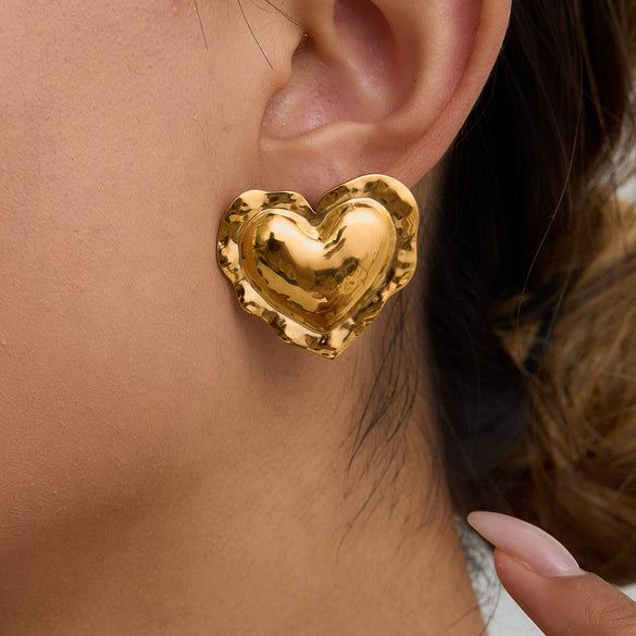 Minimalist Stainless Steel Heart Earrings With Unique Design And Electroplating Niche Stud Earrings Light Luxury Smooth Ruffled Geometric Earrings For Women