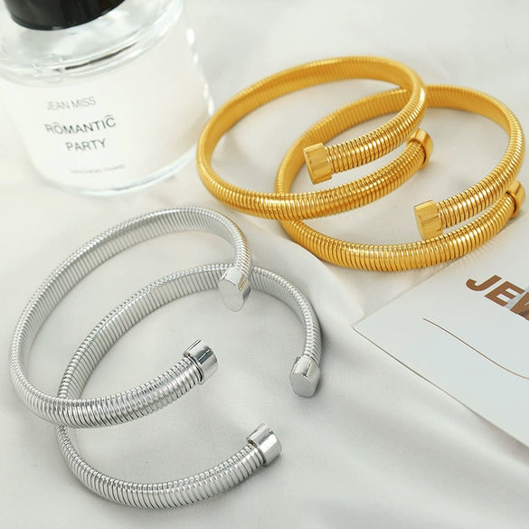 Minimalist Vertical Stripes 316L Stainless Steel Open Adjustable Electroplating Bracelet For Men And Women