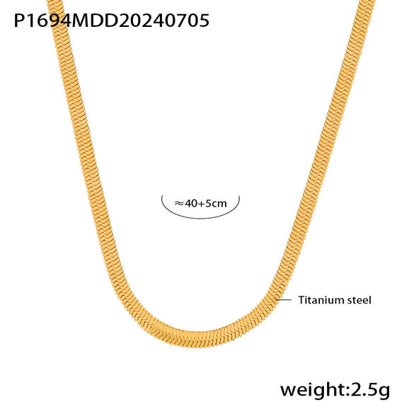 Minimalistic Snake Bone Chain Jewelry 316L Stainless Steel Necklace With Geometric Design And Electroplating