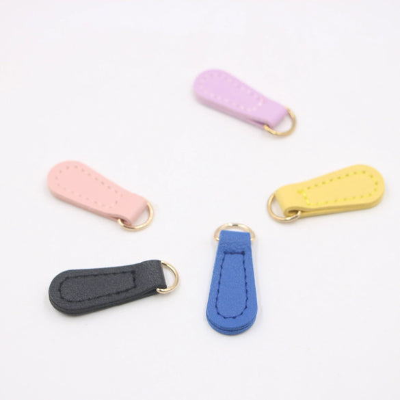 Mobile Phone Shell And Clothing Accessories Artificial Leather Pendant With Small Animal Printing