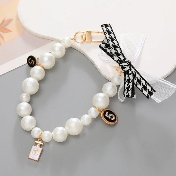 Mobile Phone Shell Jewelry Chain Plastic And Resin Material Fashion Style Hand Chain Pattern Electroplating Process For Women