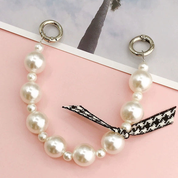 Mobile Phone Shell Jewelry Chain Plastic And Resin Material Fashion Style Hand Chain Pattern Electroplating Process For Women