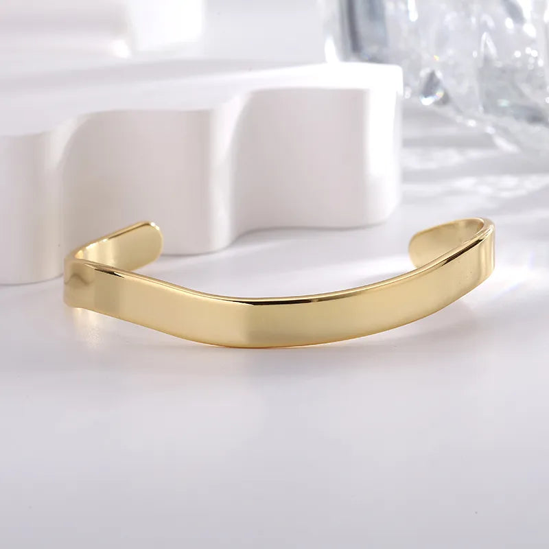 Modern Style Classic Style Commute Solid Color Copper Irregular Twist Plating 18k Gold Plated Cuff Bracelets