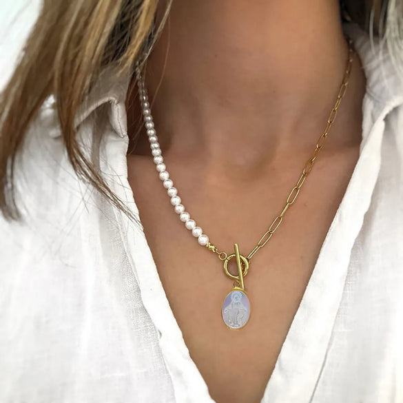 Modern Style Faith Oval Freshwater Pearl Shell Copper 18k Gold Plated Pendant Necklace In Bulk