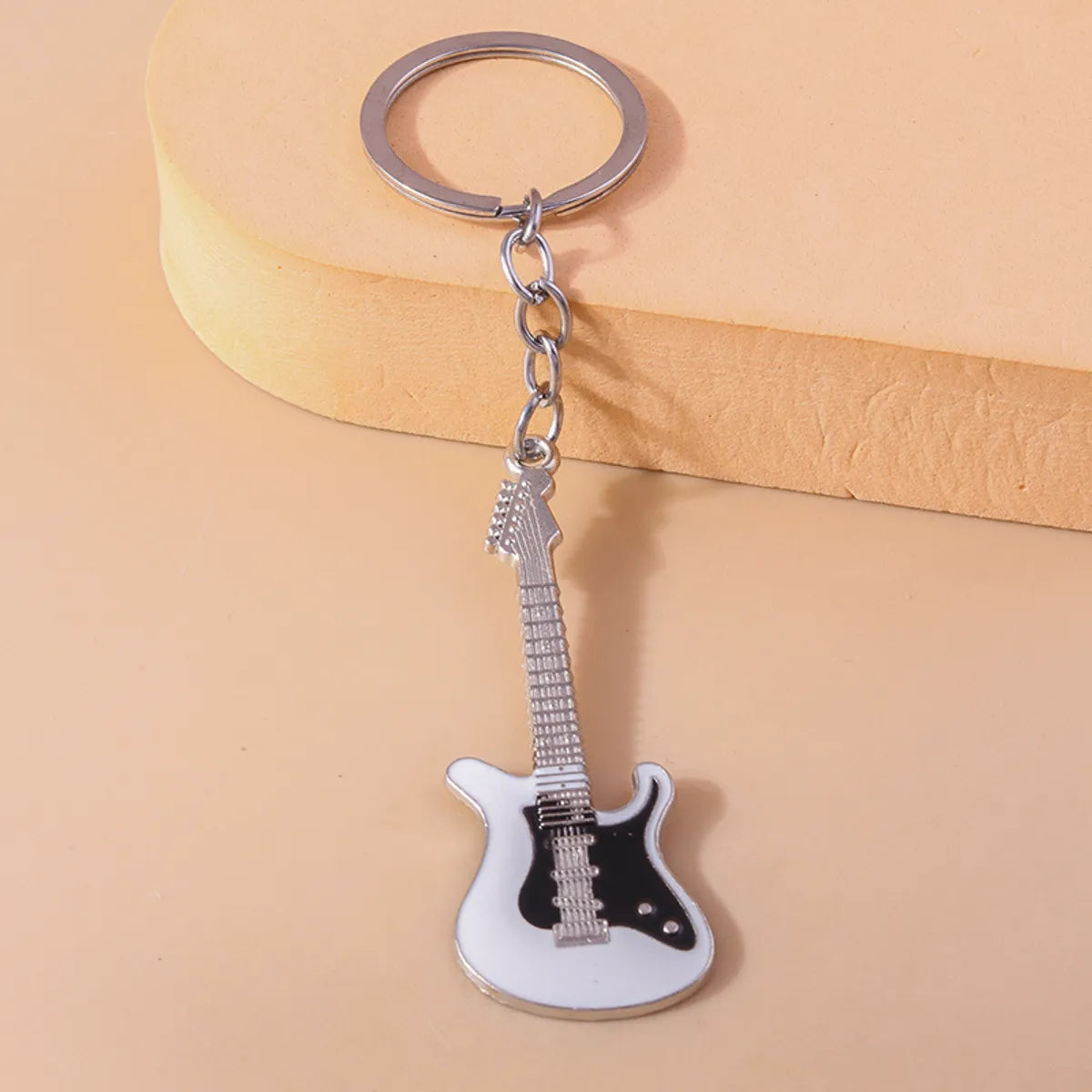 Modern Style Guitar Zinc Alloy Keychain