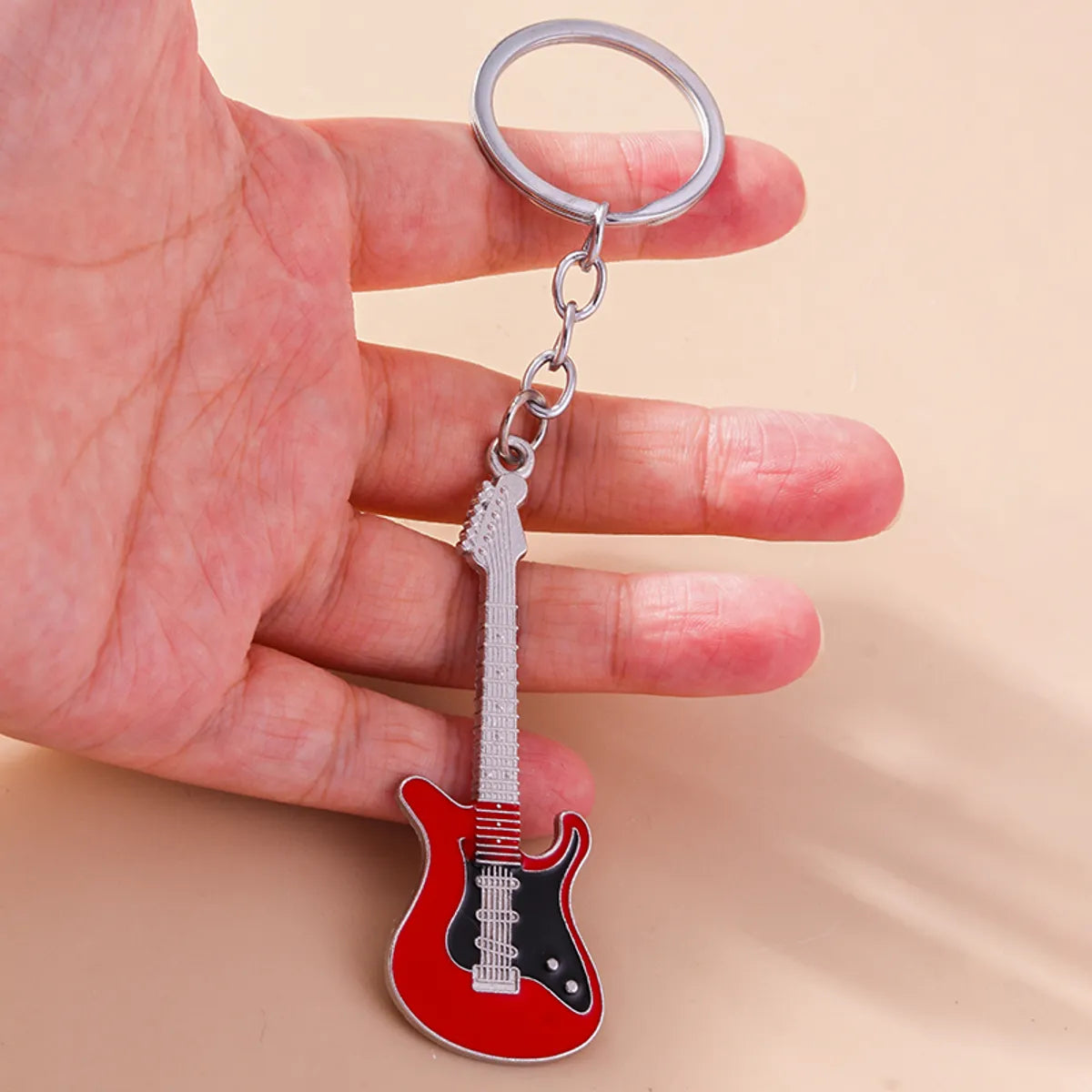 Modern Style Guitar Zinc Alloy Keychain